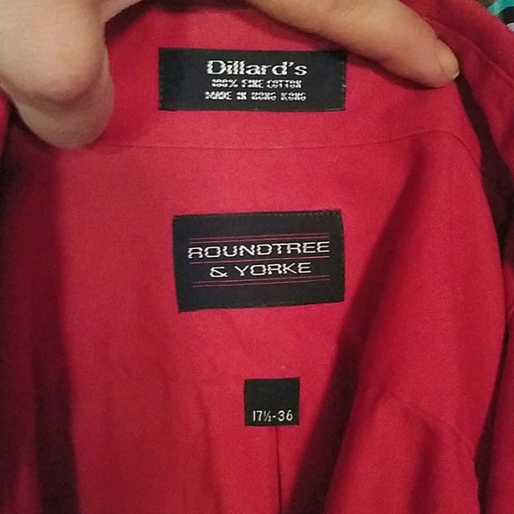 Button down - Picture 2 of 2